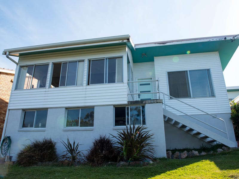 8 Daphne Street, Forster, NSW 2428