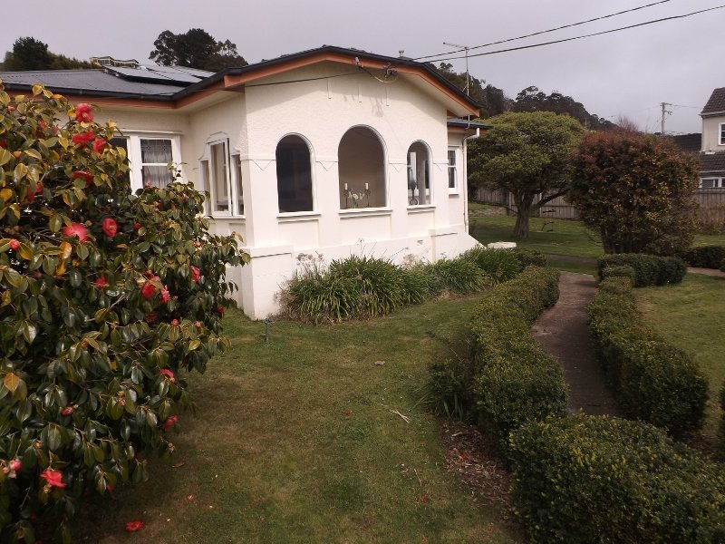 35 Bass Highway, Parklands, Tas 7320 Property Details