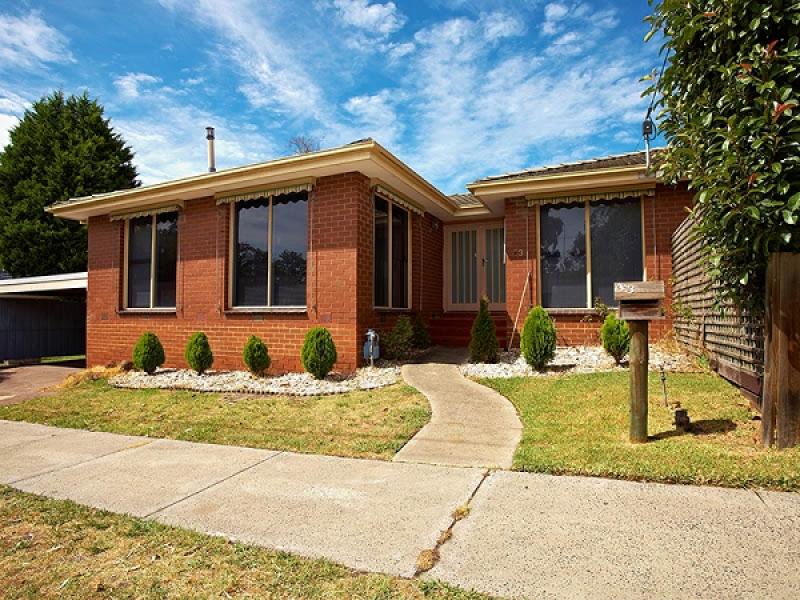 43 Golf Links Road, Frankston, Vic 3199 Property Details