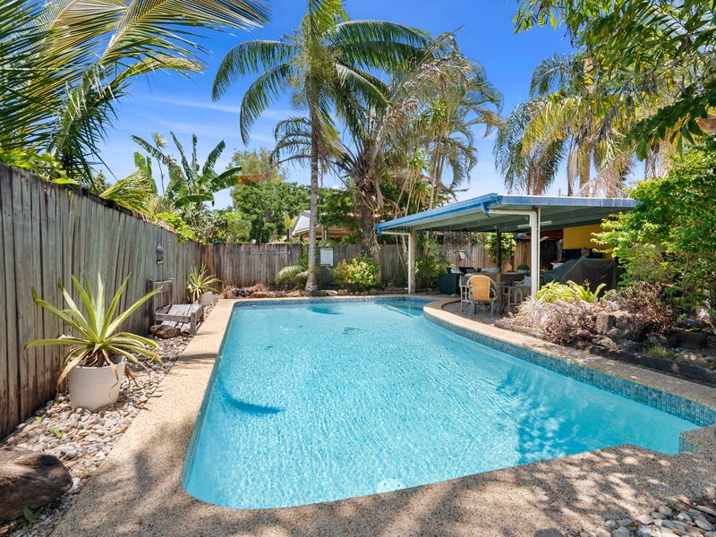 8 Ash Street, Holloways Beach, QLD 4878 - realestate.com.au