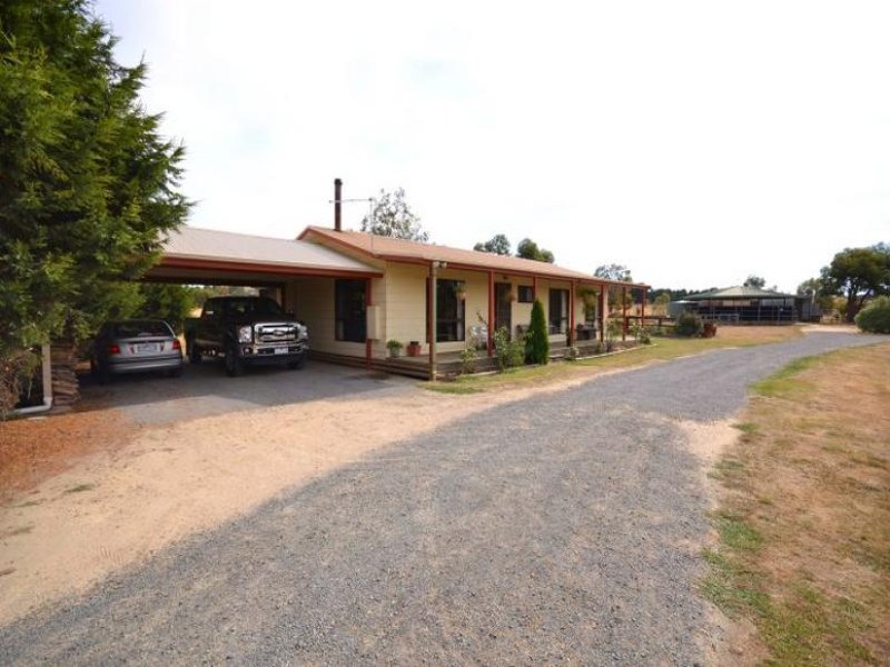 103 Sharpes Road, Miners Rest, VIC 3352