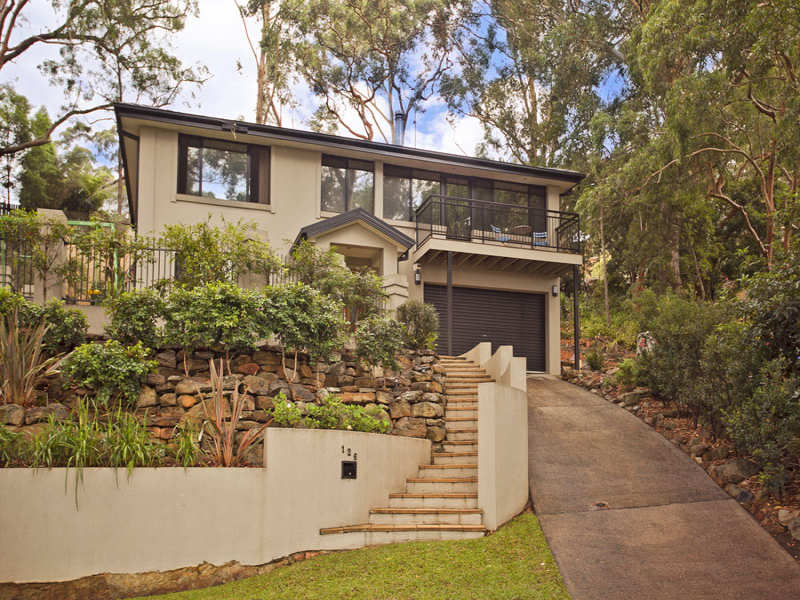 126 The Crescent, Helensburgh, NSW 2508