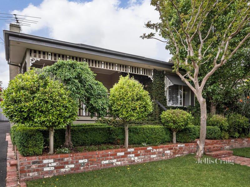 4 Alexander Street Montmorency Vic 3094 Property Details