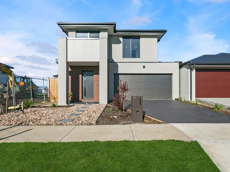 31 Crabtree Cres, Berwick, VIC 3806