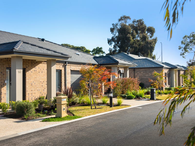 Rivervue Retirement Village at 25 Bellavista Drive, Avondale Heights