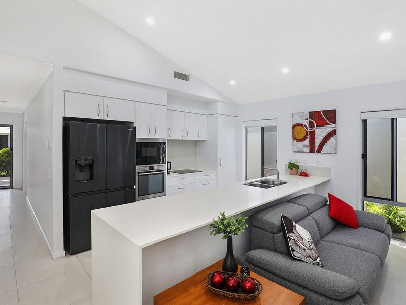 Houses for Sale in QLD (+1 location) Pg. 68