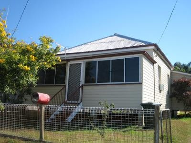 379 Lakes Creek Road, Koongal, Qld 4701 Property Details