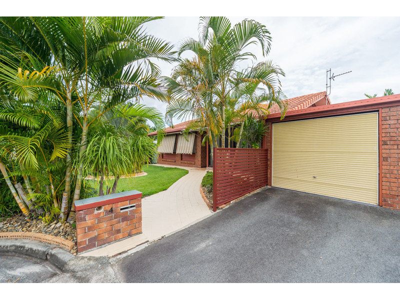 4/31 Thrush Avenue, Paradise Point, QLD 4216 4/31 Thrush Avenue, Paradise Point, QLD 4216
