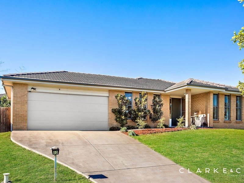 12 Passage Close, Gillieston Heights, NSW 2321 12 Passage Close, Gillieston Heights, NSW 2321