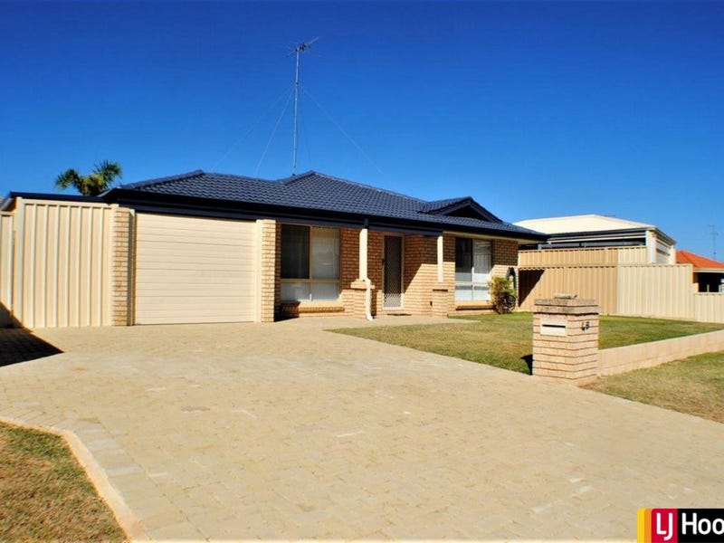 45 Silvertop Avenue, Halls Head, WA 6210