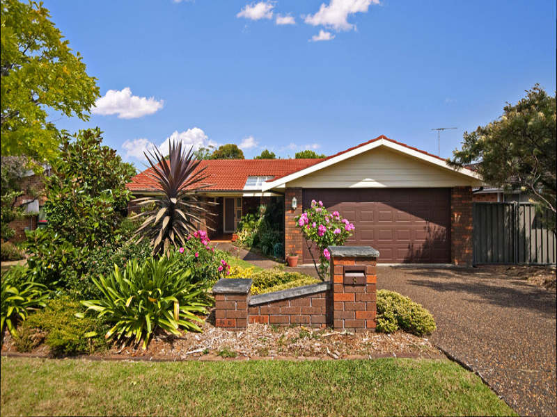 8 Boyd Place, Barden Ridge, NSW 2234