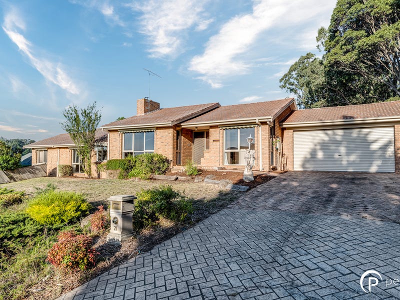 21 Bournevale Drive, Berwick, VIC 3806