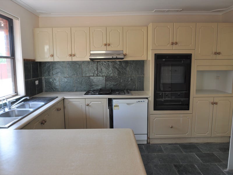 114 Gates Road, Luddenham, NSW 2745