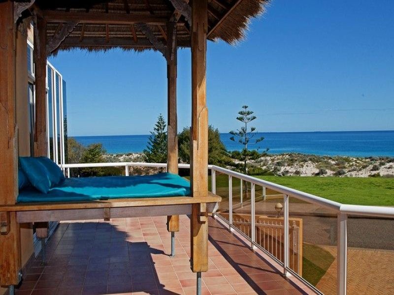 196 The Esplanade, Scarborough, WA 6019