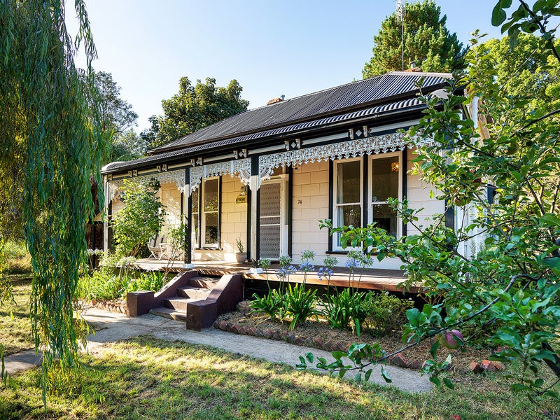 74 Gingell Street, Castlemaine, Vic 3450 House for Sale realestate