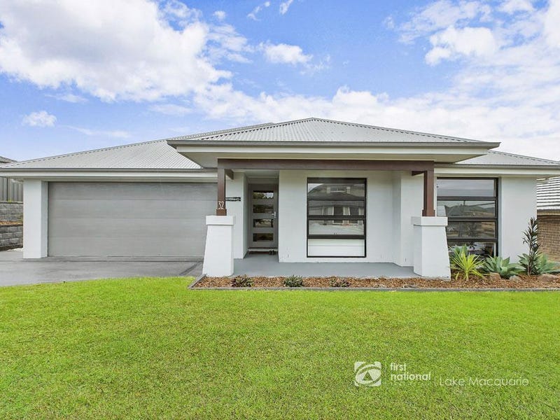 32 Polaris Avenue, Cameron Park, NSW 2285