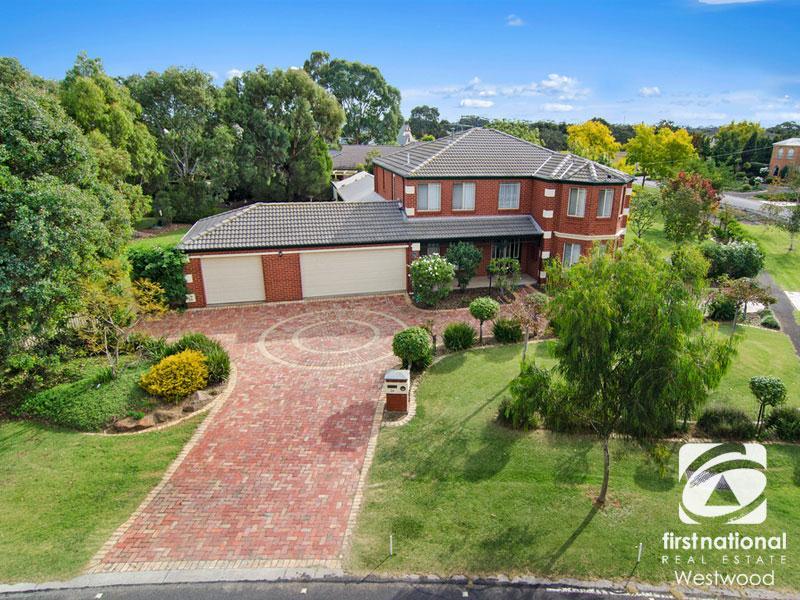 24 Riverbend Cres, Werribee, VIC 3030