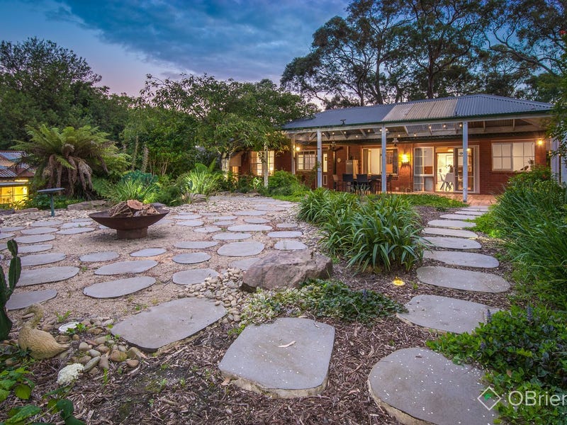 2 Heather Grove, Belgrave South, VIC 3160