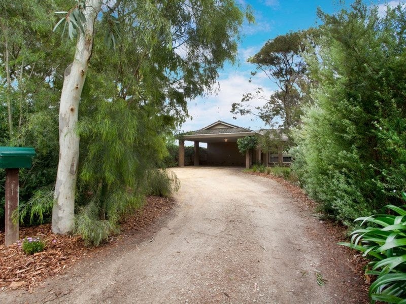 18 Balnarring Beach Road, Balnarring, Vic 3926