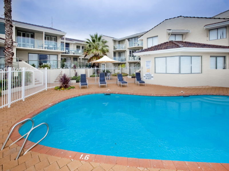 10/178 The Esplanade, Scarborough, WA 6019