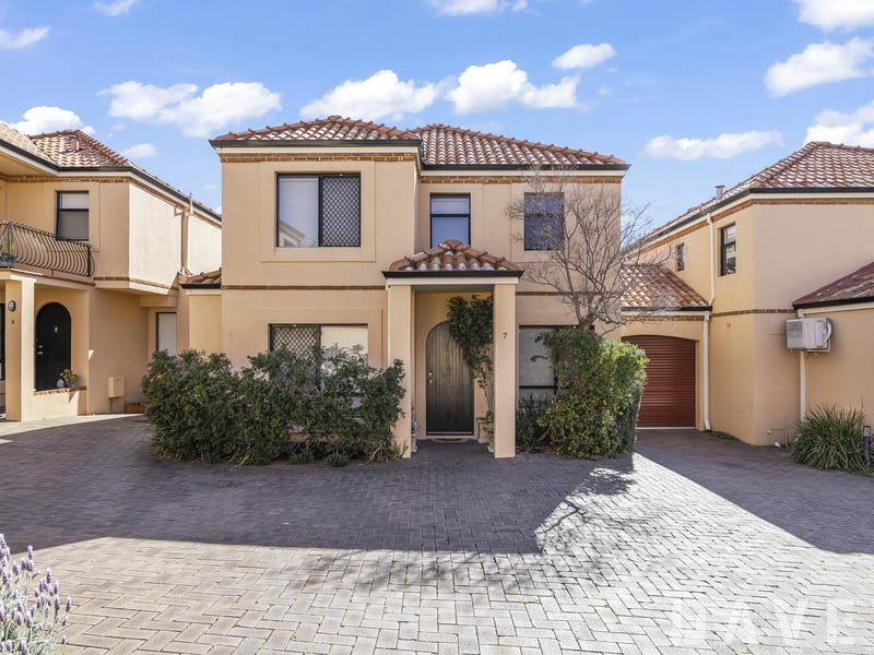 7/40 Brighton Road, Scarborough, WA 6019 Property Details