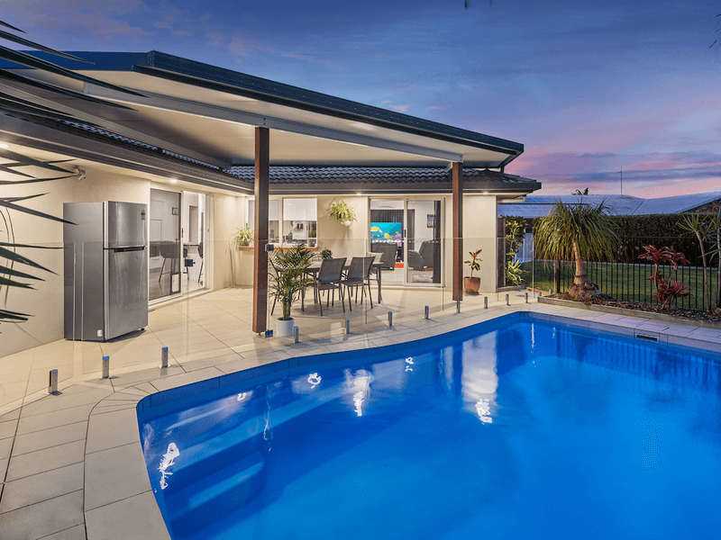 11 Richmond Place, Minyama, Qld 4575 Property Details