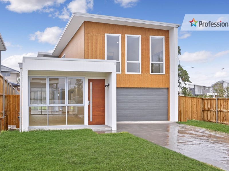 13 Pemberton Way, Gledswood Hills, NSW 2557