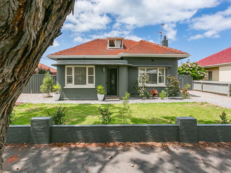 12 Churchill Road, Victor Harbor, SA 5211