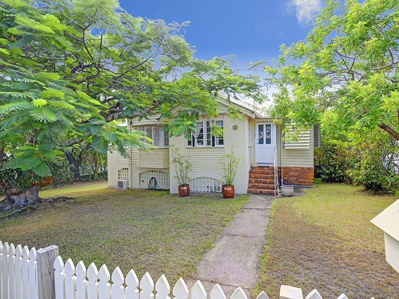 70 Brinawa Street, Camp Hill, QLD 4152