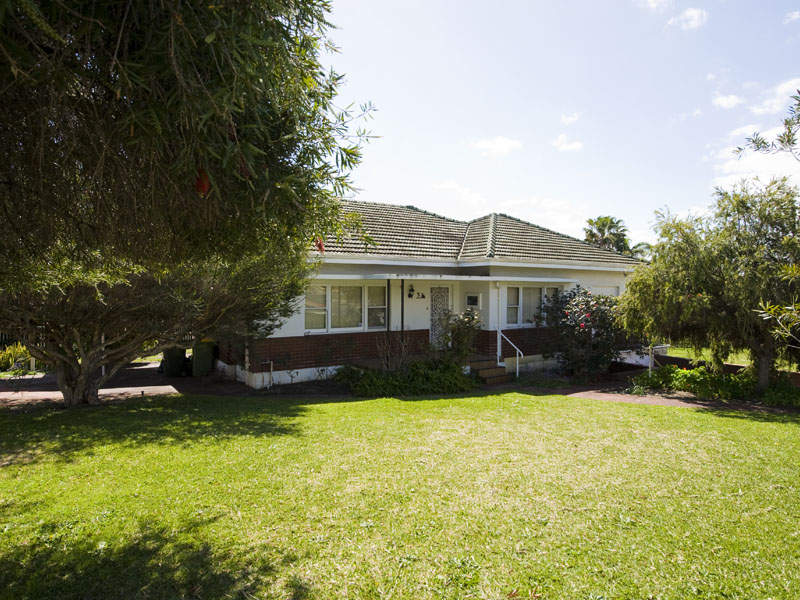 2 Bournville Street, Floreat, WA 6014 Property Details