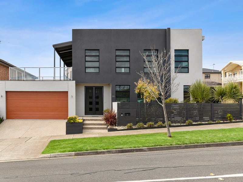 29 Pethajohn Parade, Grovedale, VIC 3216