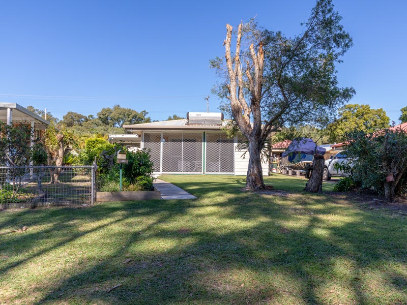 106 NINGI ESPLANADE, Ningi, Qld 4511 Property Details