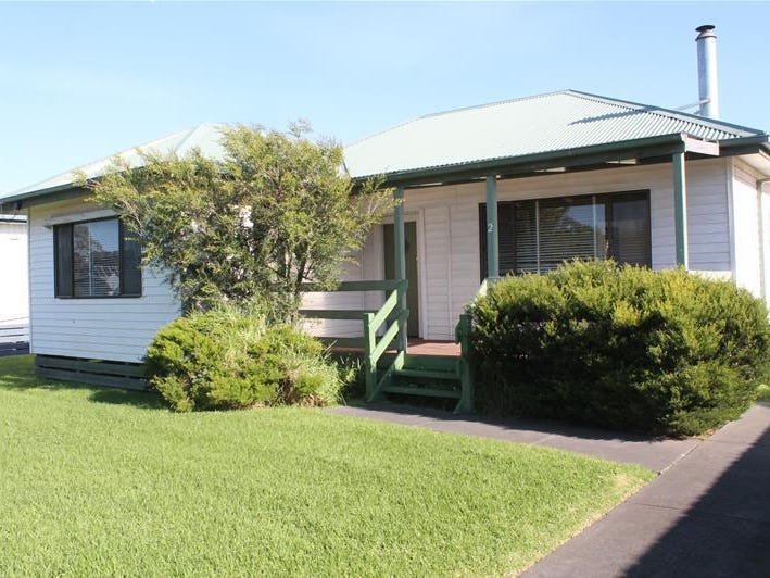 2 Pine Avenue, Cowes, Vic 3922 Property Details