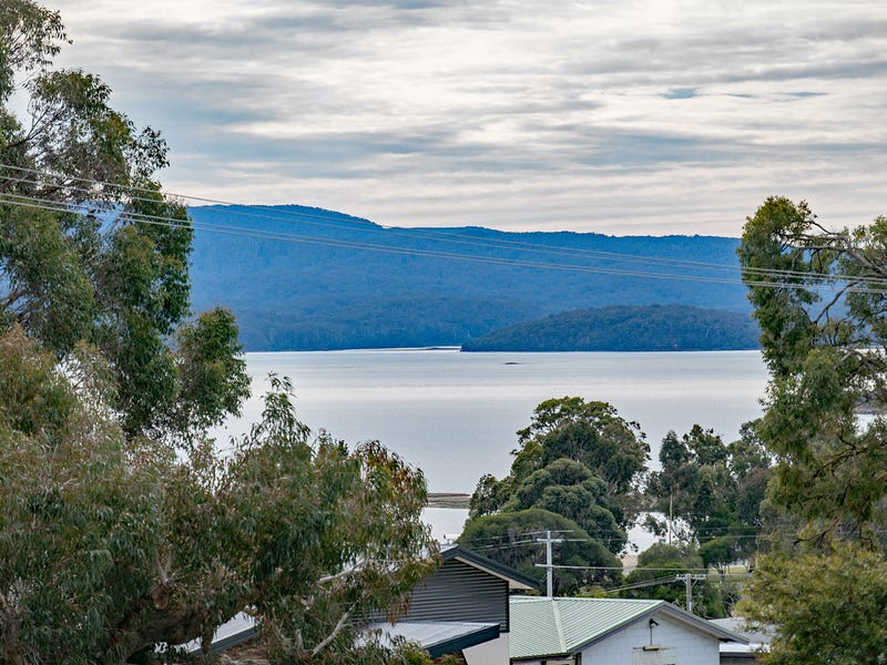 2/16 Maurice Avenue, Mallacoota, VIC 3892