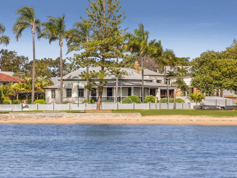 25 Waterloo Esplanade, Wynnum, Qld 4178 House for Sale