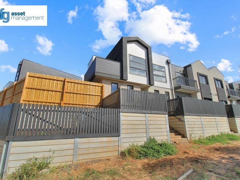 174 Farm Road, Werribee, VIC 3030