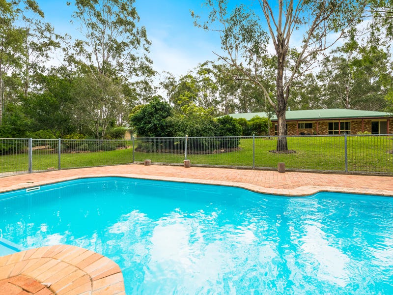 944 Murphys Creek Road, Murphys Creek, QLD 4352