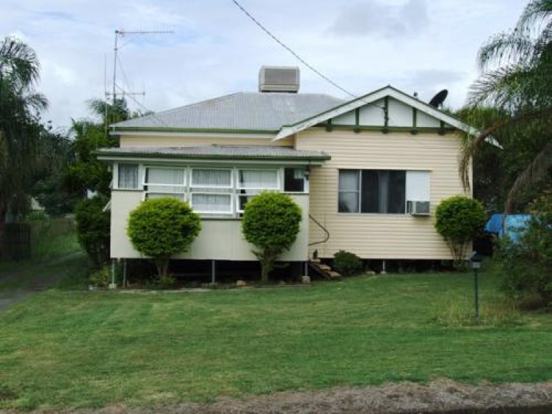 15 Wheatley Street, Monto, QLD 4630