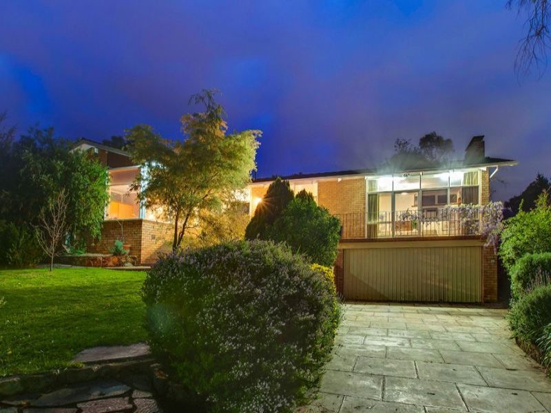 8 Tennyson Drive, Beaumont, SA 5066