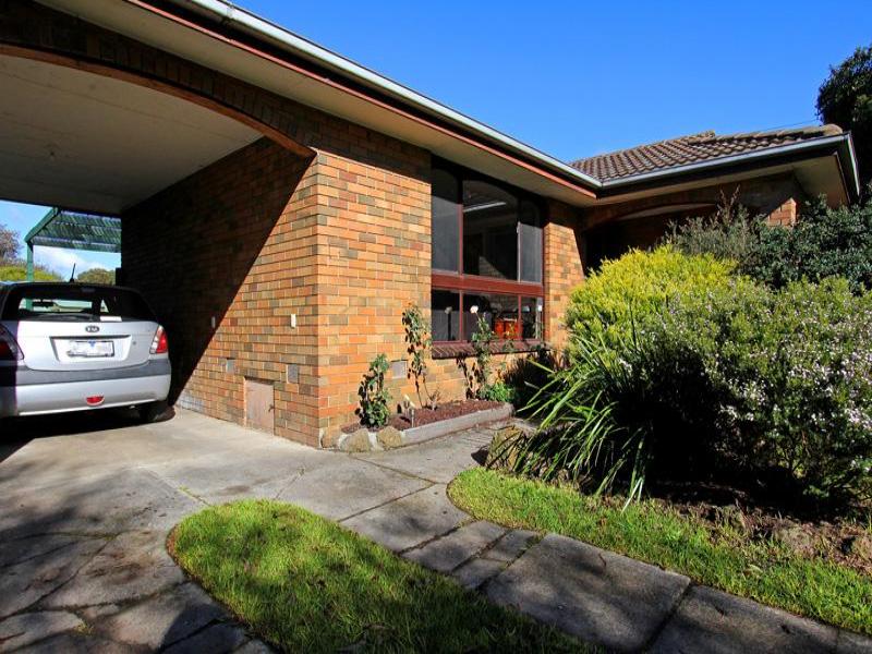 9 Deanswood Drive, Somerville, Vic 3912 Property Details