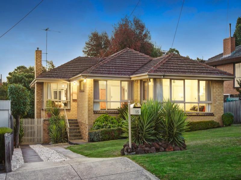 15 Gifford Road, Doncaster, Vic 3108 Property Details