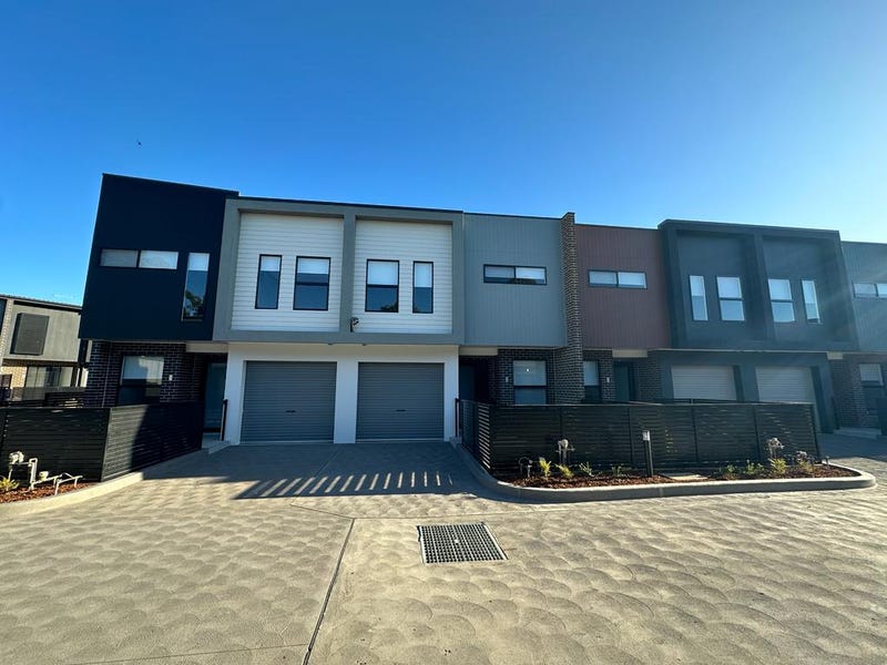 26/79A Glenfield Road, Glenfield, NSW 2167 Property Details