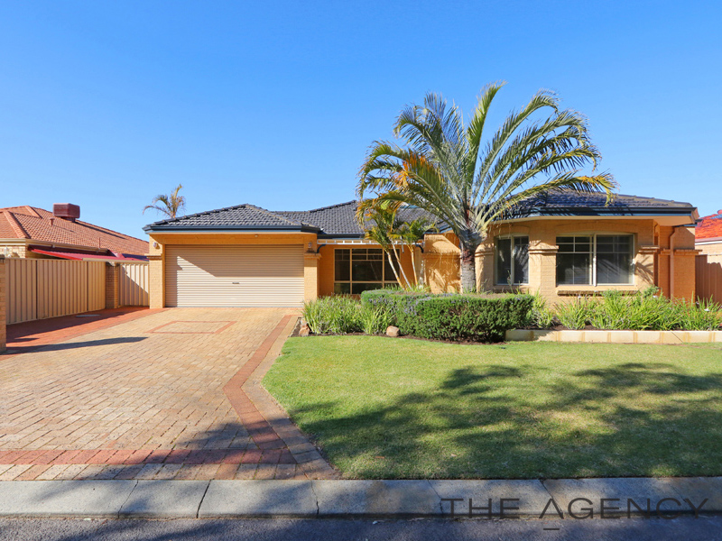 31 Morton Loop, Canning Vale, WA 6155 31 Morton Loop, Canning Vale, WA 6155