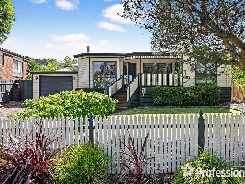 27 David Road, Lilydale, Vic 3140 Property Details