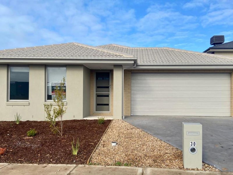 30 Ferntree Drive, Werribee, VIC 3030