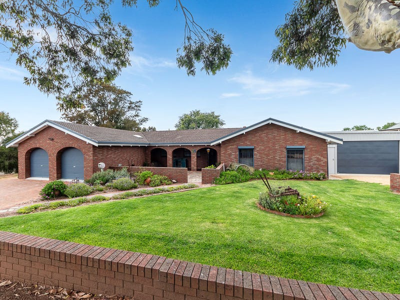 2729 Jackson Ave, Strathalbyn, SA 5255 Property Details