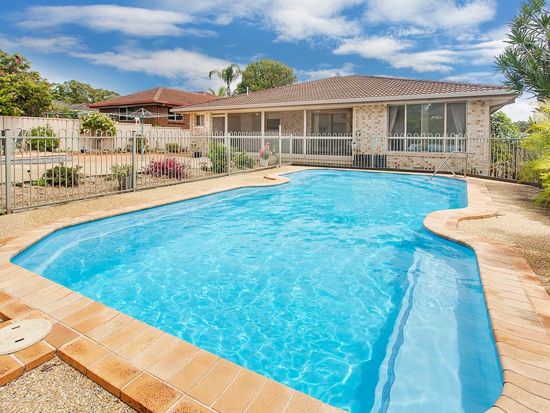 18 Bruce Field Street, South West Rocks, NSW 2431