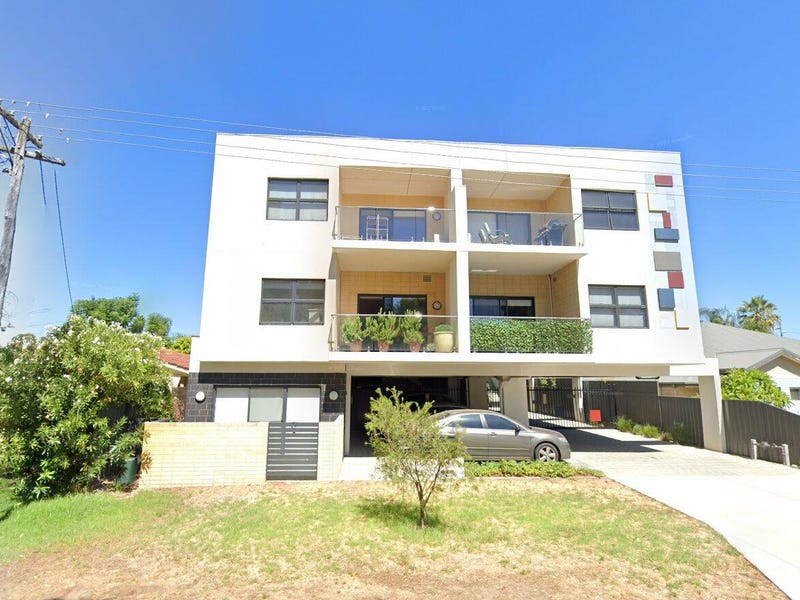 3/22 Hendra St, Cloverdale, WA 6105 House for Rent