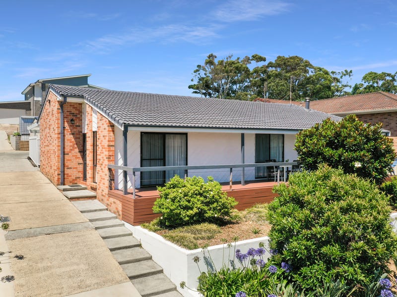 70 Barton Drive, Kiama Downs, NSW 2533