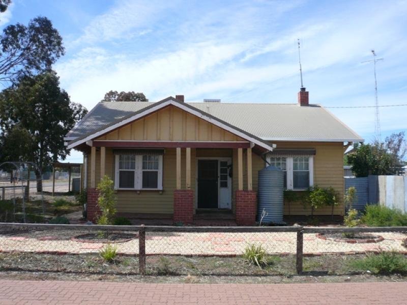 35 Phillips Street, Beulah, Vic 3395 Property Details